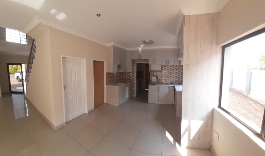 4 Bedroom Property for Sale in Melodie North West